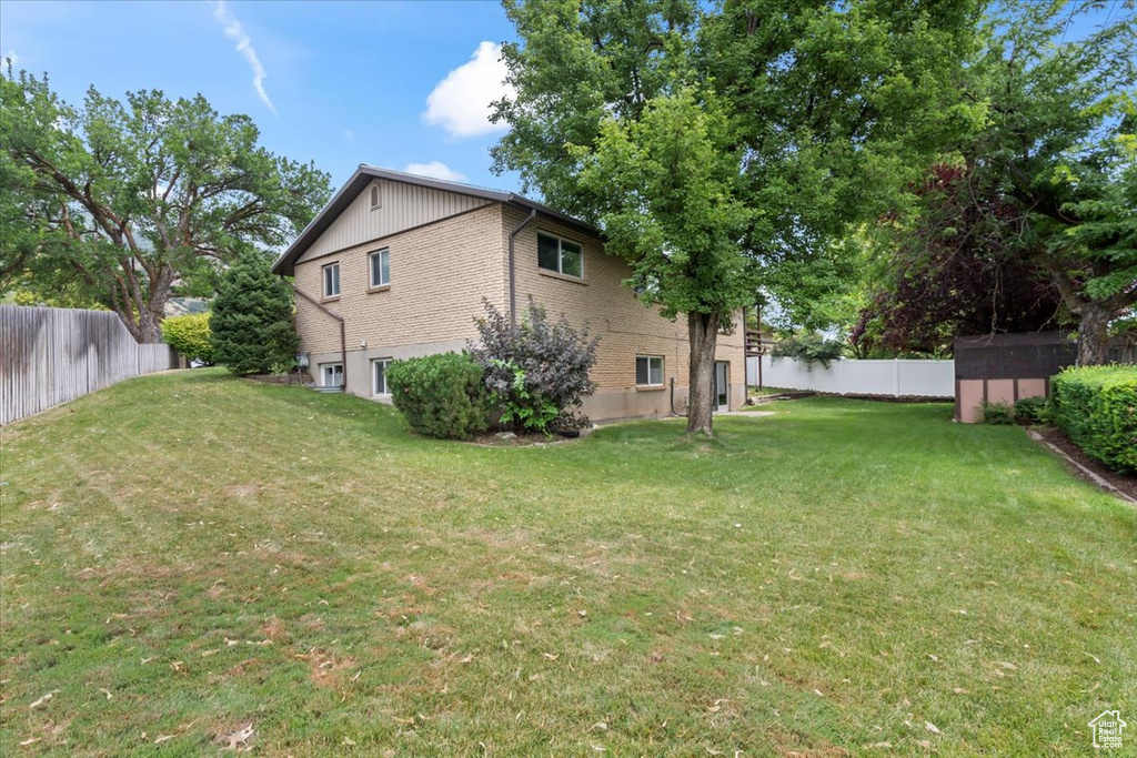 388 S GOLDEN CIRCLE DR Fruit Heights, UT 84037