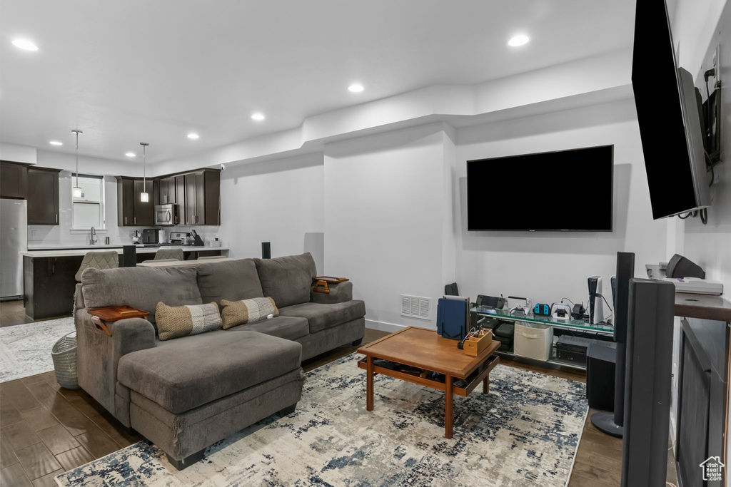 70 E NORTH TOWNE LN North Salt Lake, UT 84054