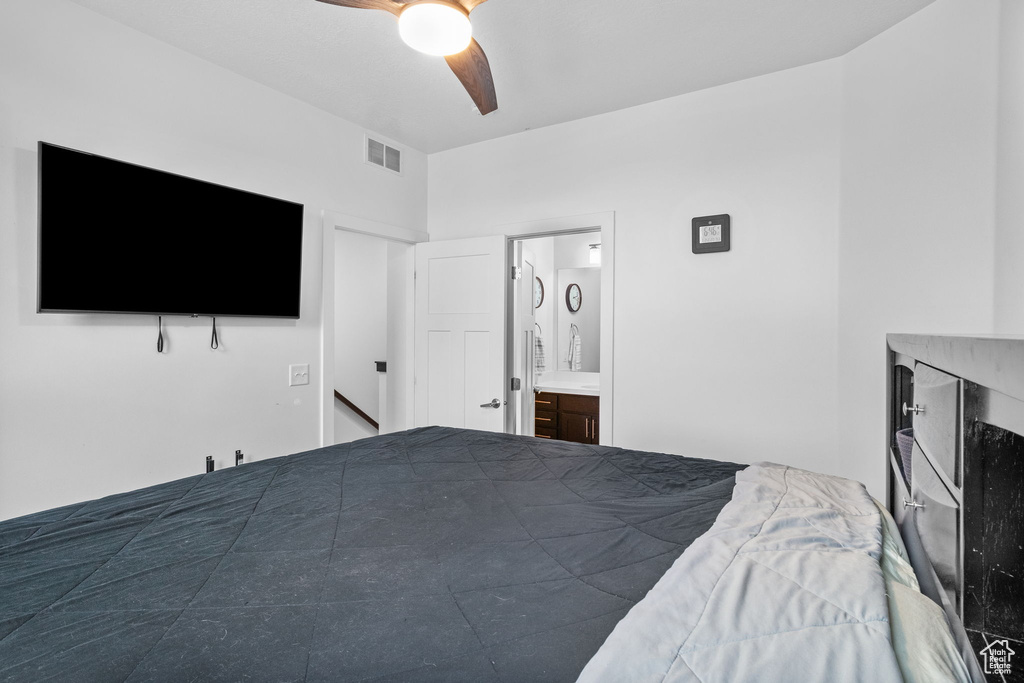 70 E NORTH TOWNE LN North Salt Lake, UT 84054