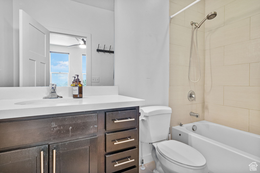 70 E NORTH TOWNE LN North Salt Lake, UT 84054