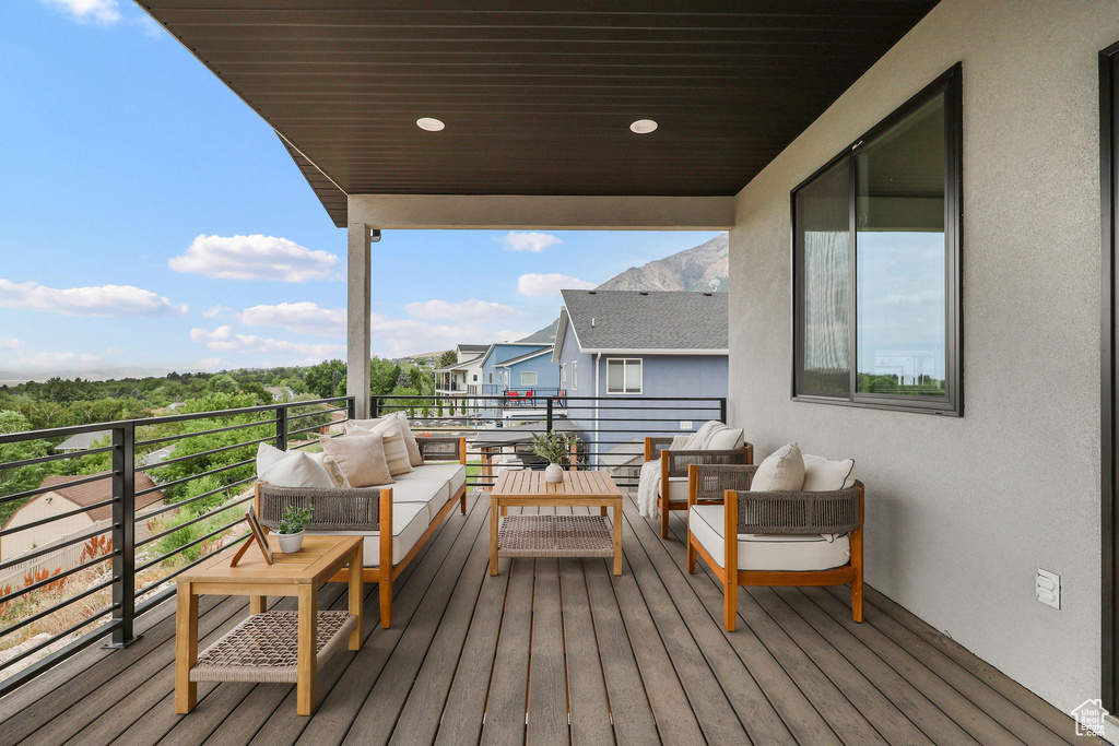3071 N MOUNTAIN RD #4 North Ogden, UT 84414