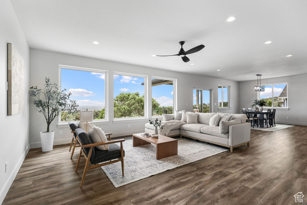 3071 N MOUNTAIN RD #4 North Ogden, UT 84414