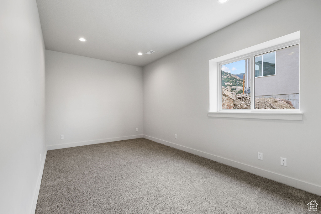 3071 N MOUNTAIN RD #4 North Ogden, UT 84414