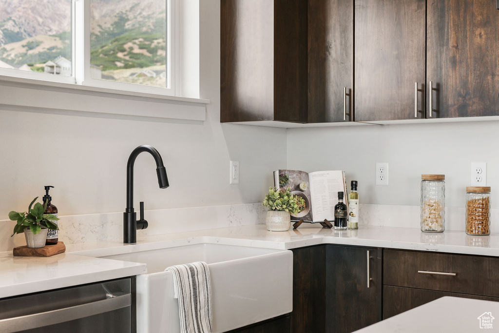 3071 N MOUNTAIN RD #4 North Ogden, UT 84414