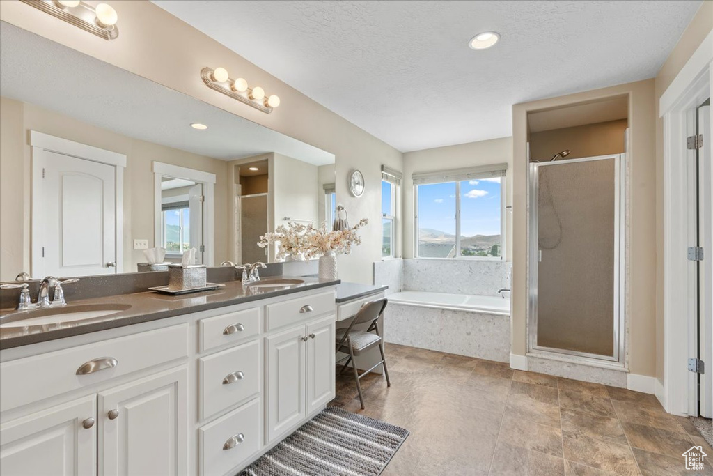 2208 E SANDHILL LN Eagle Mountain, UT 84005