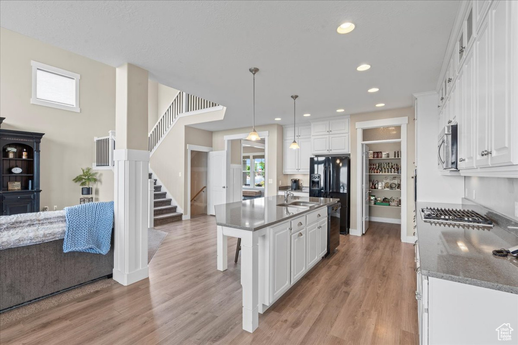 2208 E SANDHILL LN Eagle Mountain, UT 84005