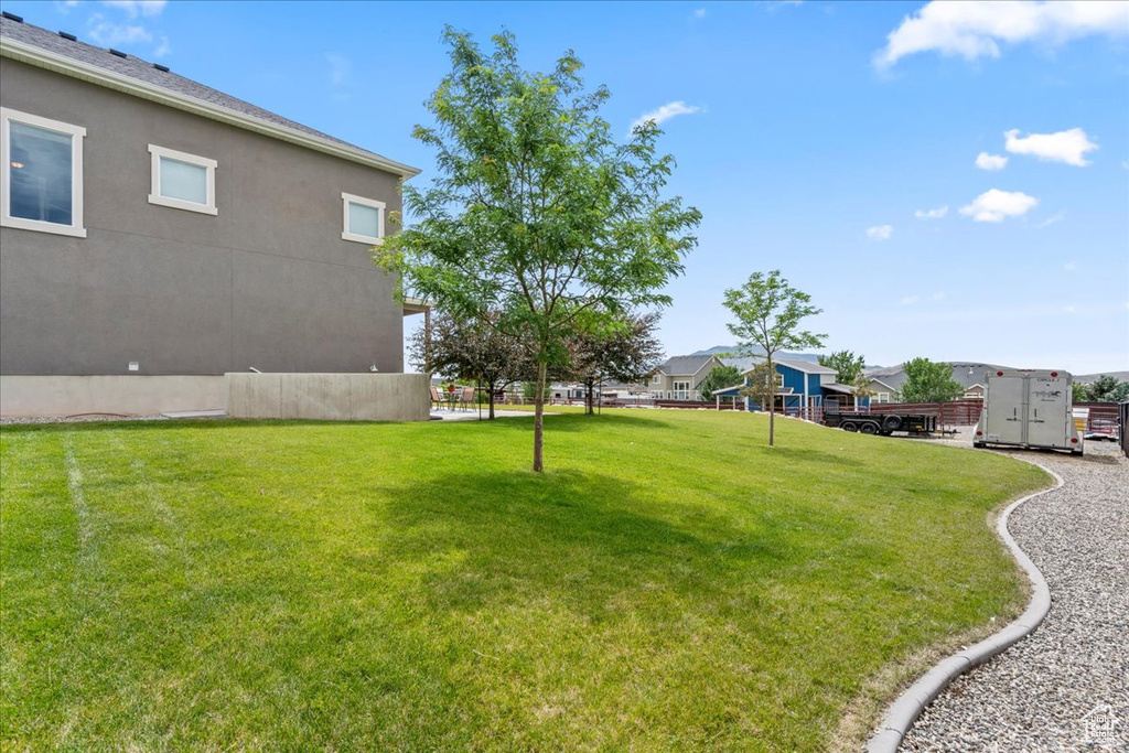 2208 E SANDHILL LN Eagle Mountain, UT 84005