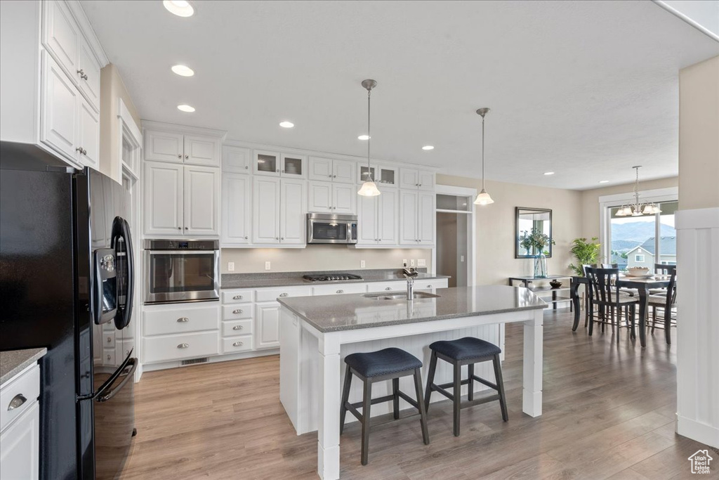 2208 E SANDHILL LN Eagle Mountain, UT 84005
