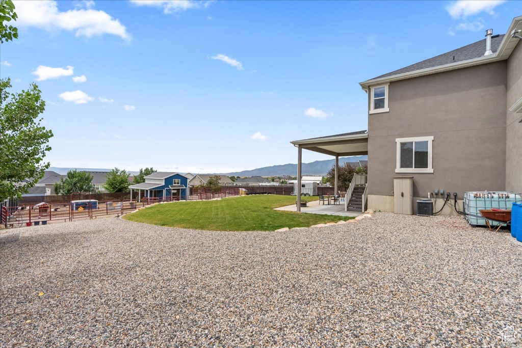 2208 E SANDHILL LN Eagle Mountain, UT 84005