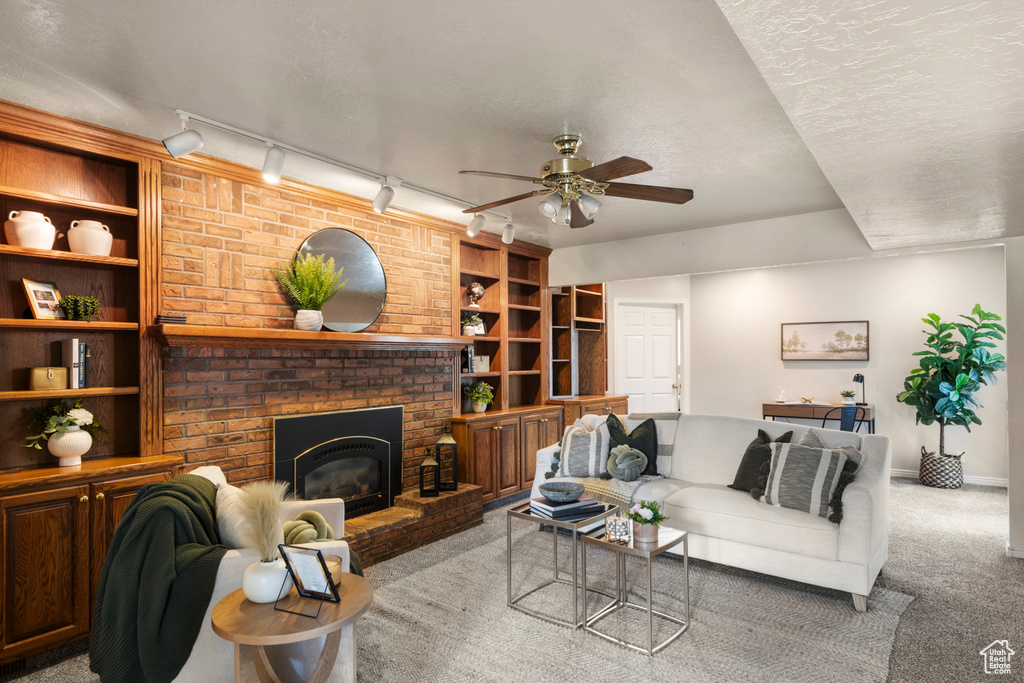 Photo 3 for MLS #2096658 at 192 N Highland Blvd