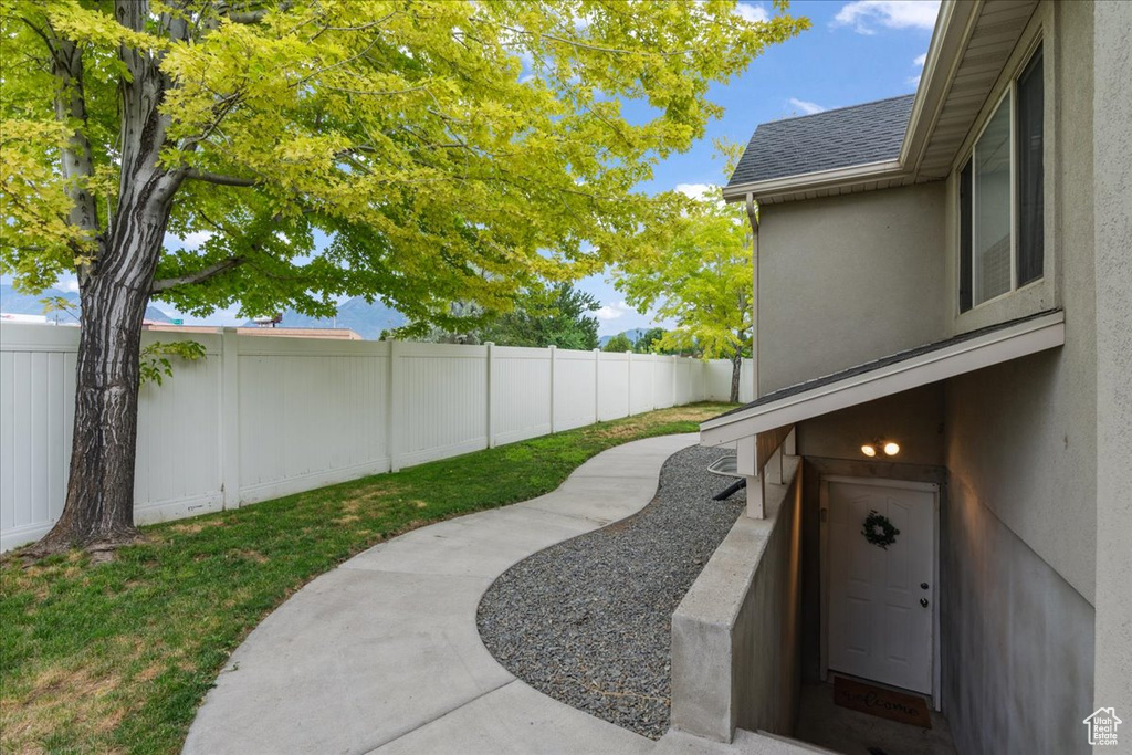 656 W 1310 N Lehi, UT 84043