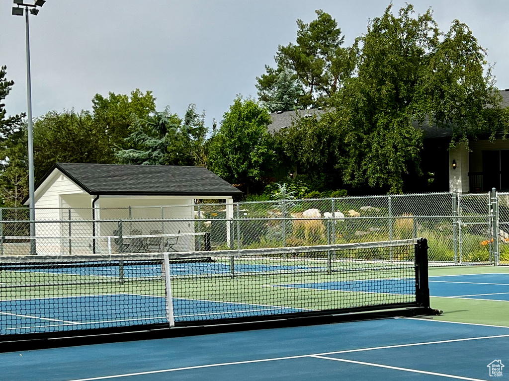 607 E 4030 S Millcreek, UT 84107