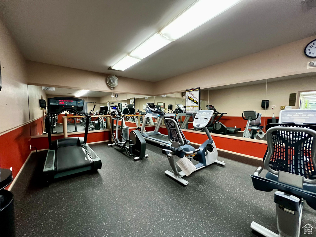 607 E 4030 S Millcreek, UT 84107