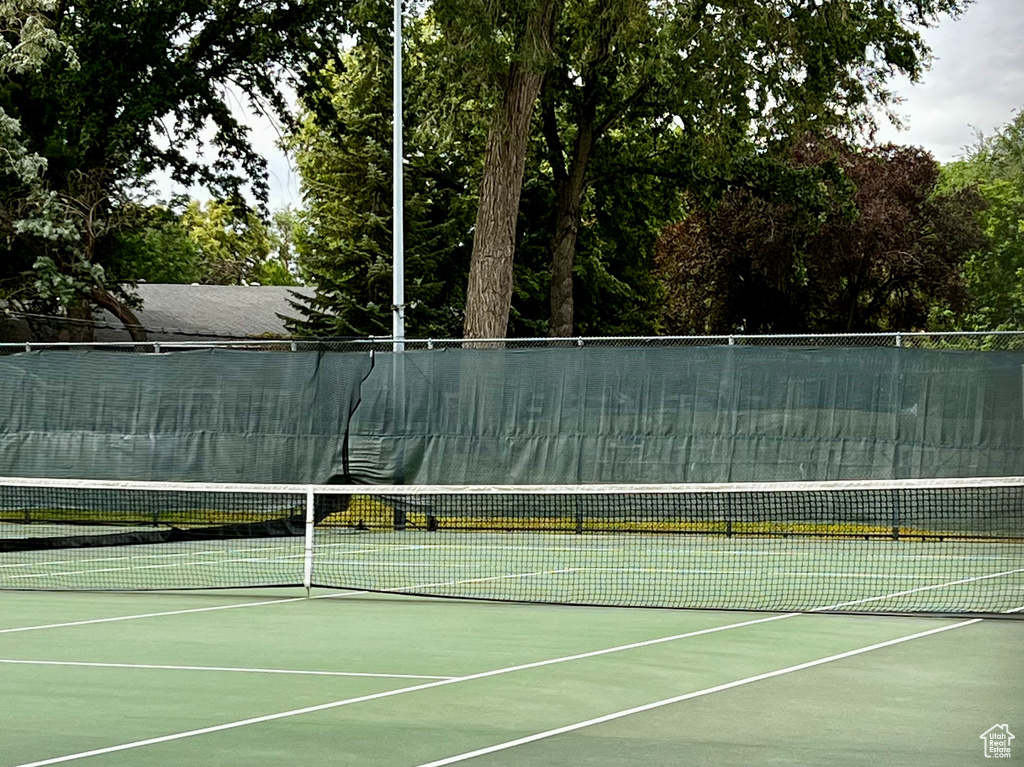 607 E 4030 S Millcreek, UT 84107