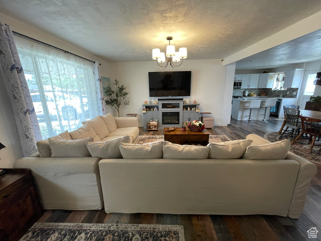 4825 S 4480 W Kearns, UT 84118