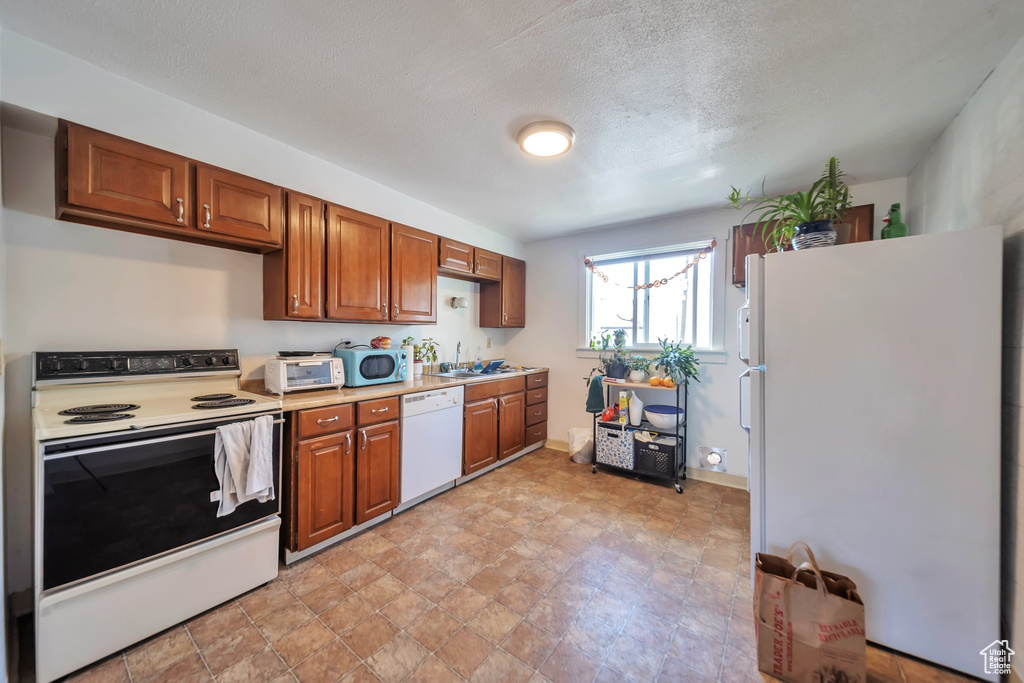915 S 900 E Salt Lake City, UT 84105