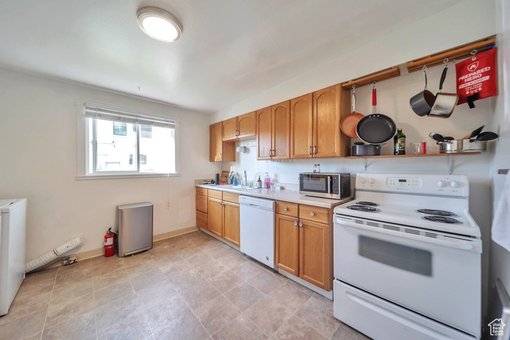 915 S 900 E Salt Lake City, UT 84105