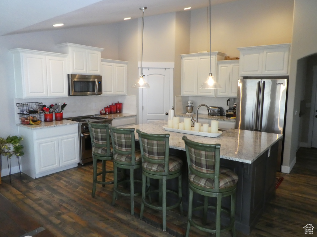 4613 W BROOKPORT CIR #V3-8 Herriman, UT 84096