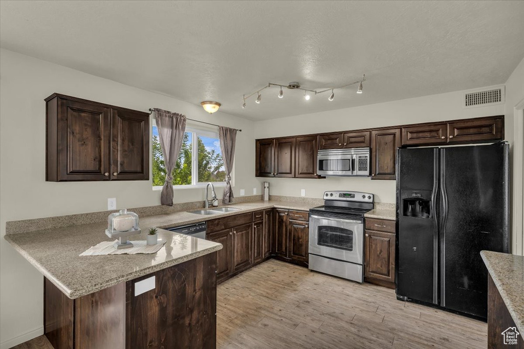 328 PECTOL ST Washington, UT 84780