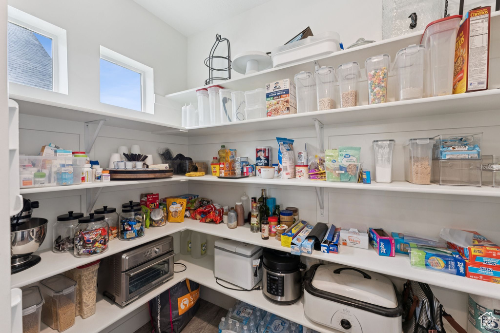 1968 W SILVER LEAF DR Mapleton, UT 84664