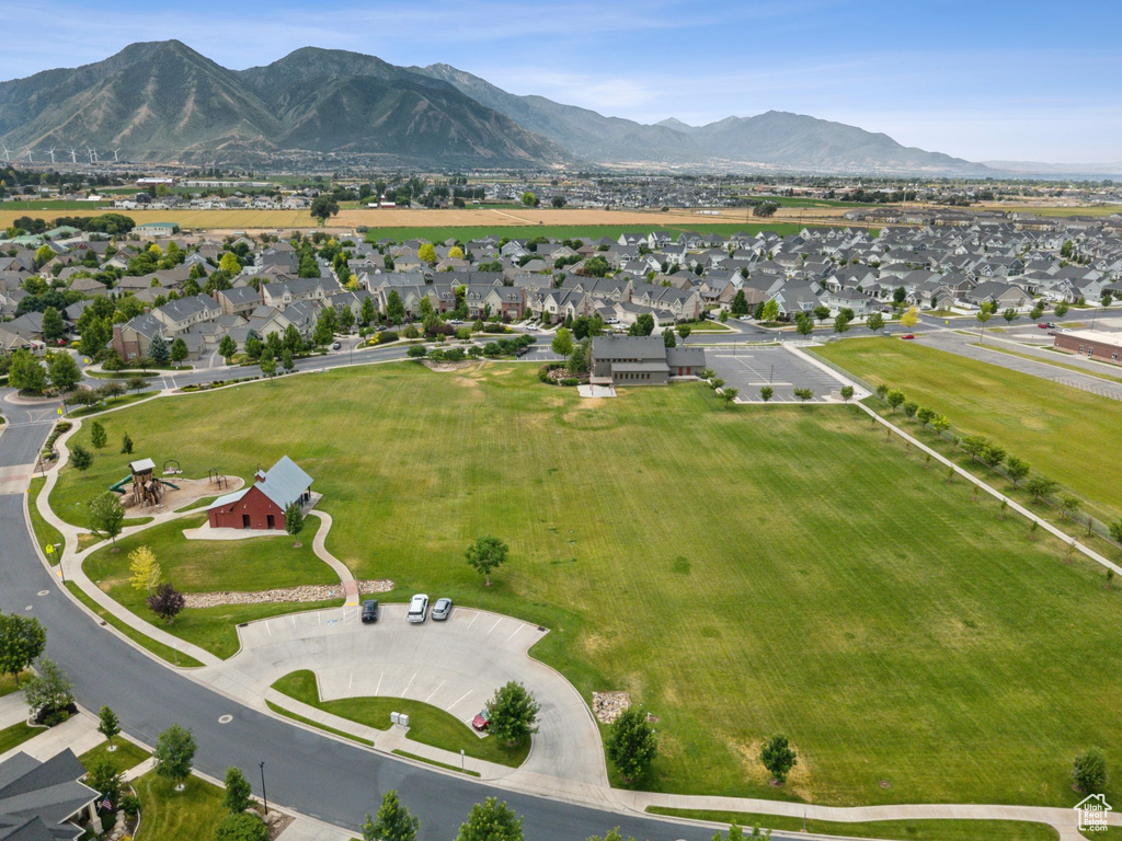 1968 W SILVER LEAF DR Mapleton, UT 84664