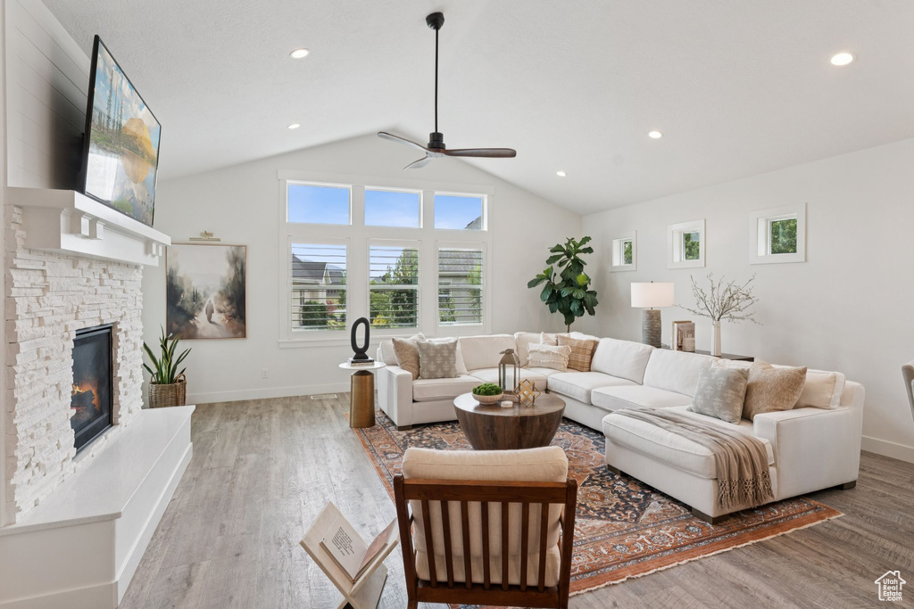 1968 W SILVER LEAF DR Mapleton, UT 84664