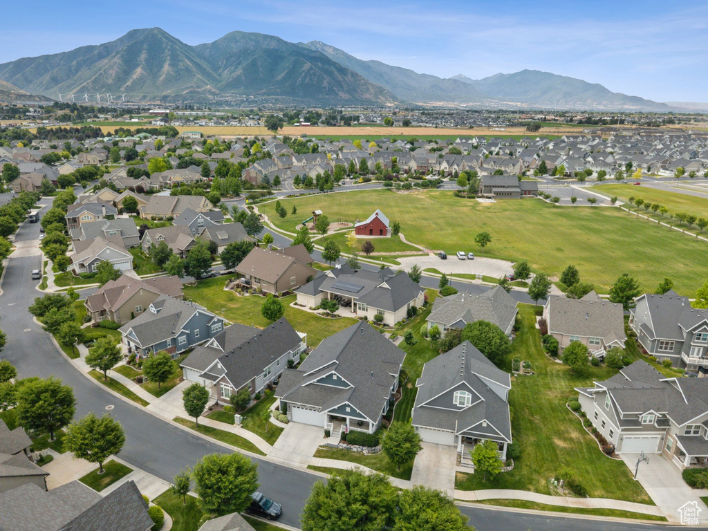 1968 W SILVER LEAF DR Mapleton, UT 84664