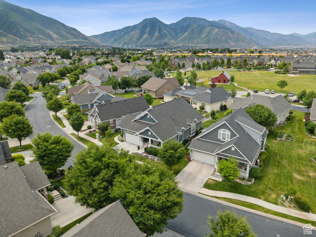 1968 W SILVER LEAF DR Mapleton, UT 84664
