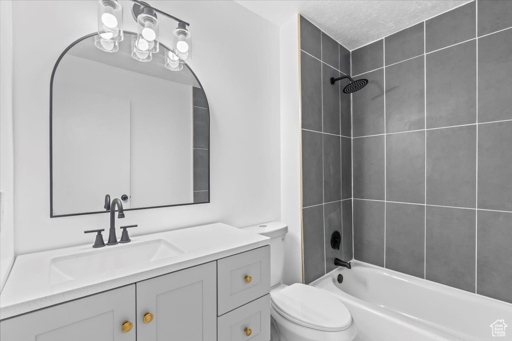 10164 BIRNAM WOODS WAY South Jordan, UT 84095