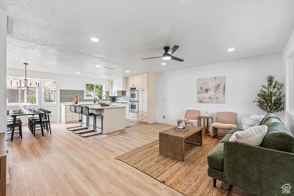 10164 BIRNAM WOODS WAY South Jordan, UT 84095