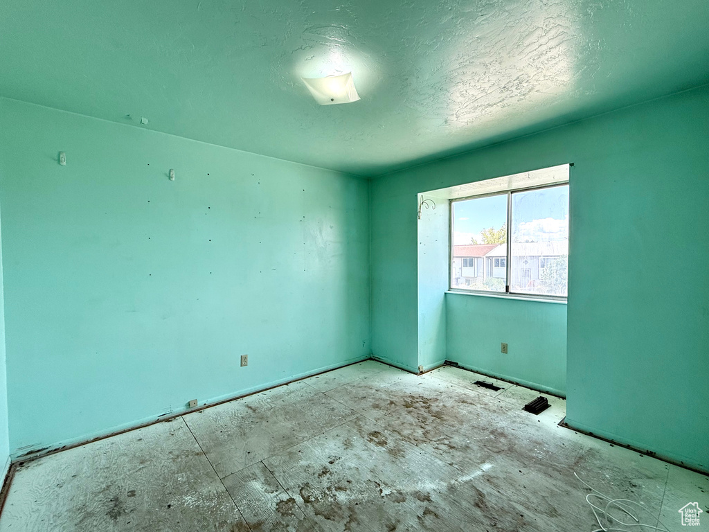 3632 S 8150 W Magna, UT 84044