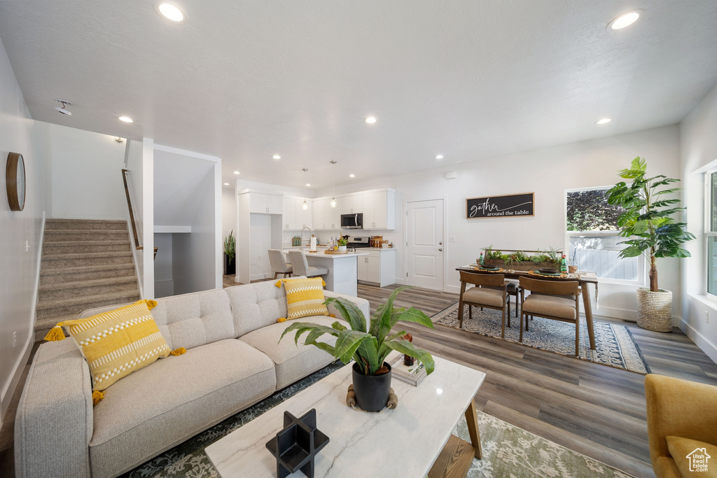 762 E GABLES ST #101 Midvale, UT 84047