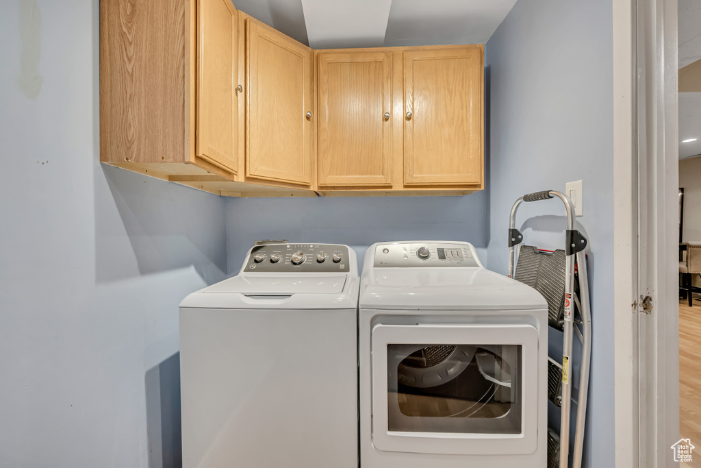 9078 S HARKNESS DR West Jordan, UT 84088
