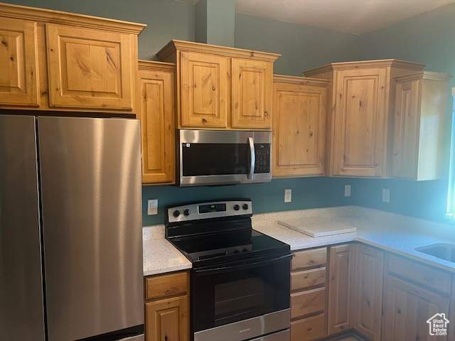 5298 W ICEHOUSE WAY West Jordan, UT 84081