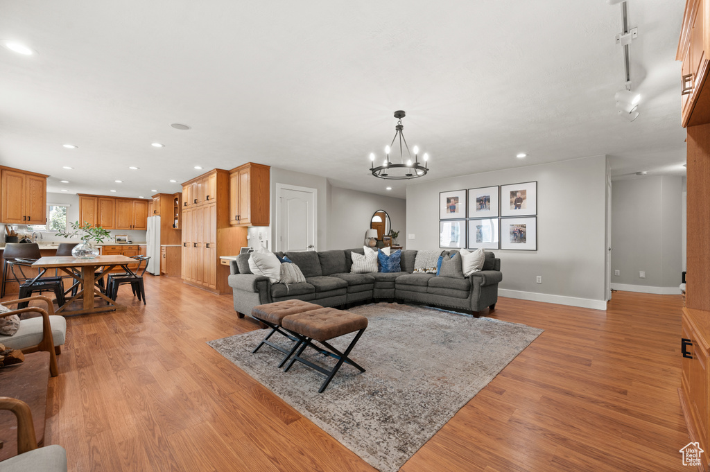 2188 E COUNTRY VIEW LN Cottonwood Heights, UT 84121