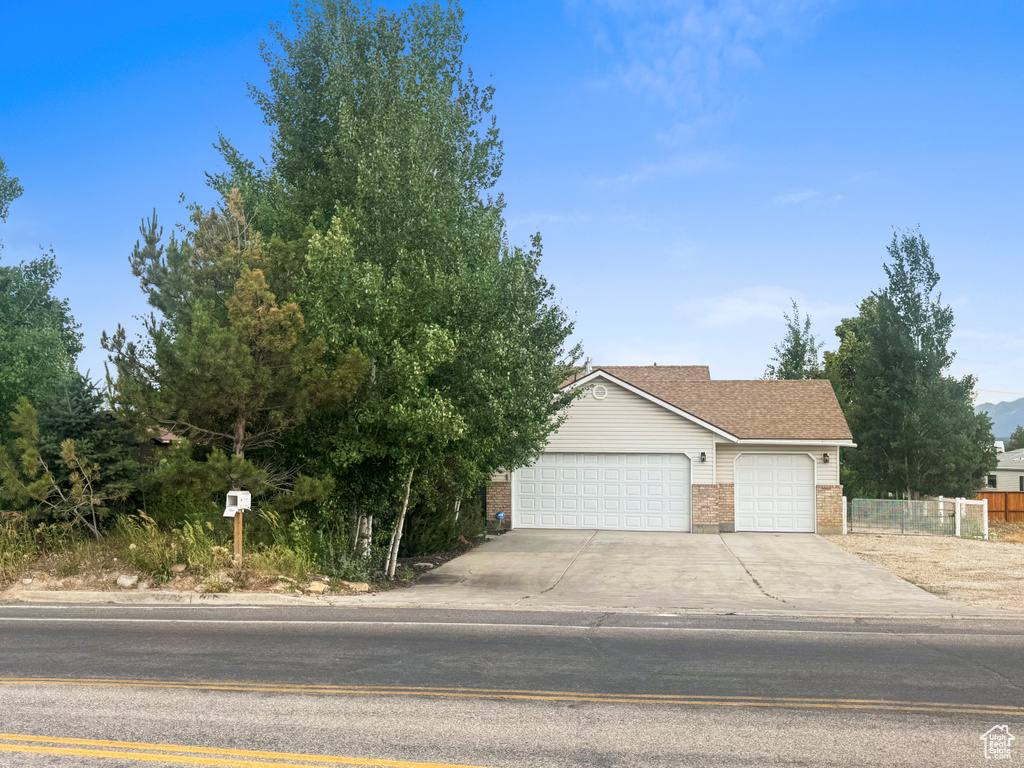325 W BURGI LN Midway, UT 84049