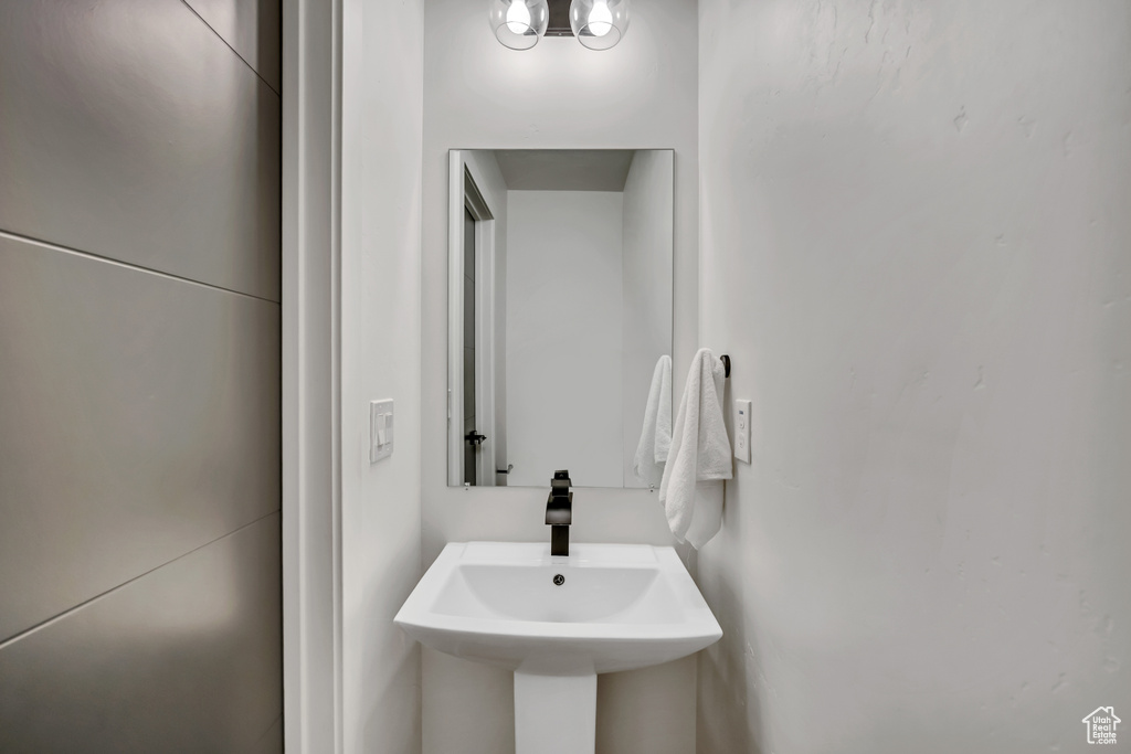 Bathroom featuring a sink