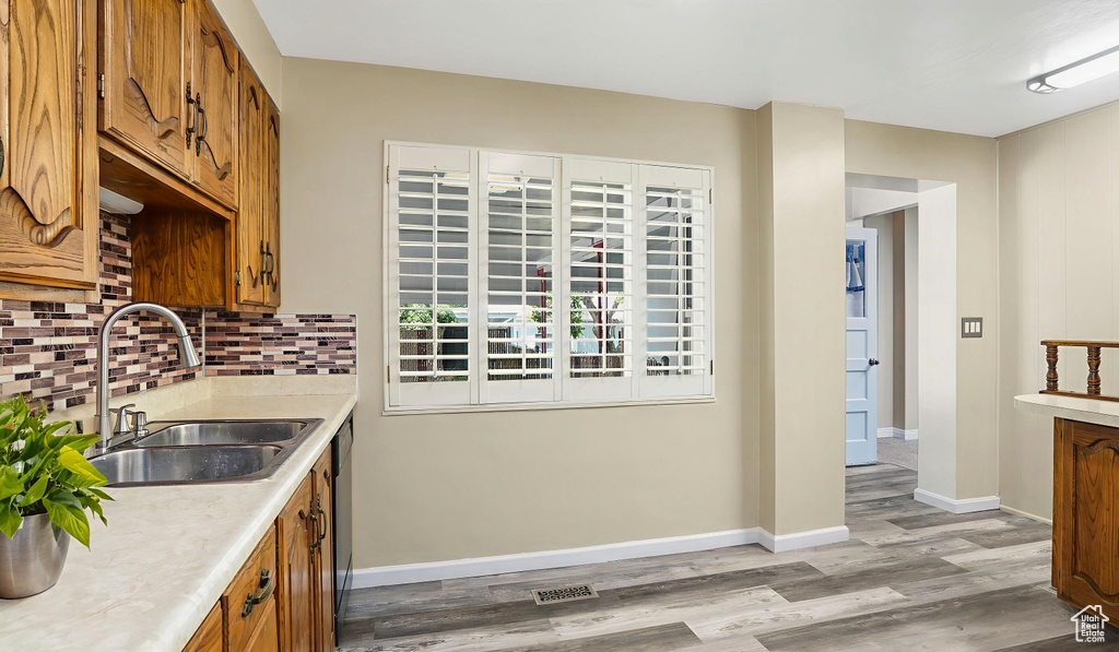 361 E MCMILLAN LN Murray, UT 84107
