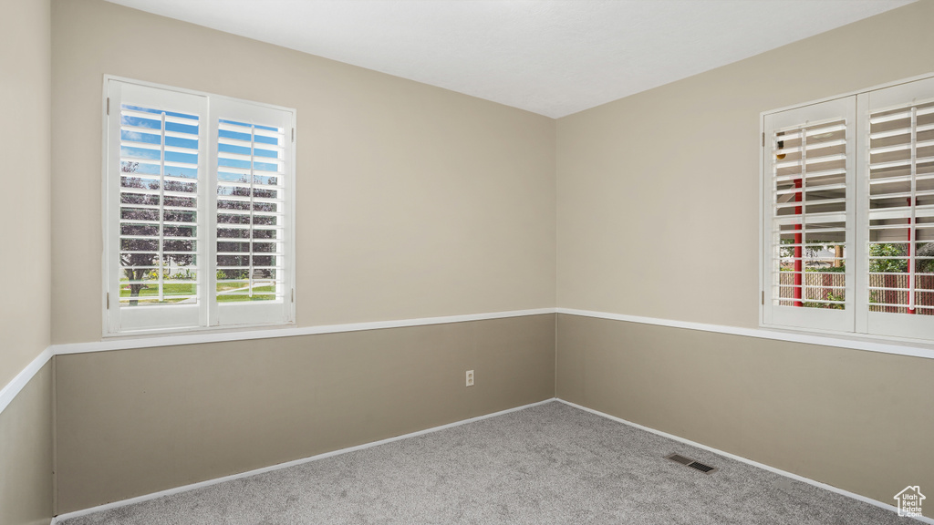361 E MCMILLAN LN Murray, UT 84107