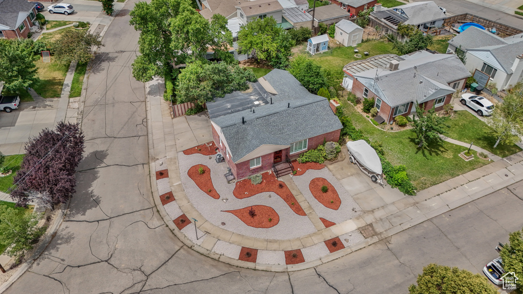 361 E MCMILLAN LN Murray, UT 84107