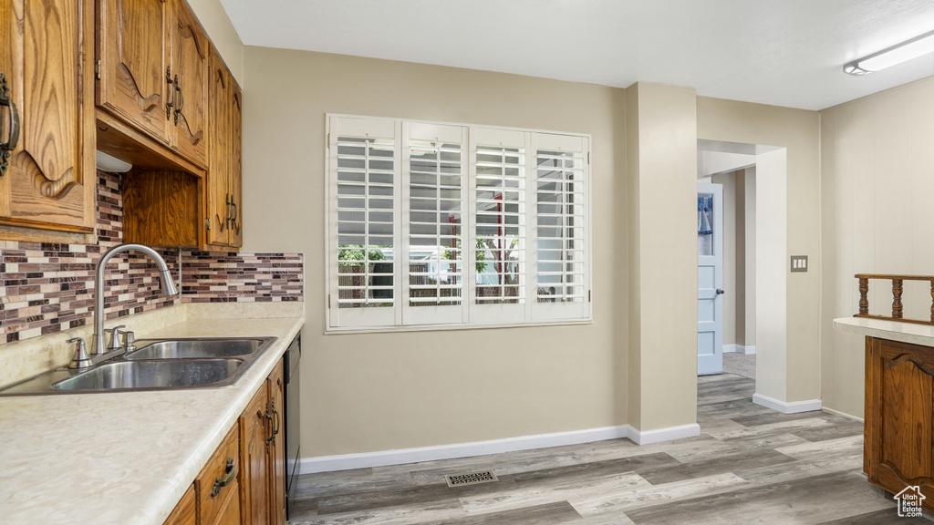 361 E MCMILLAN LN Murray, UT 84107
