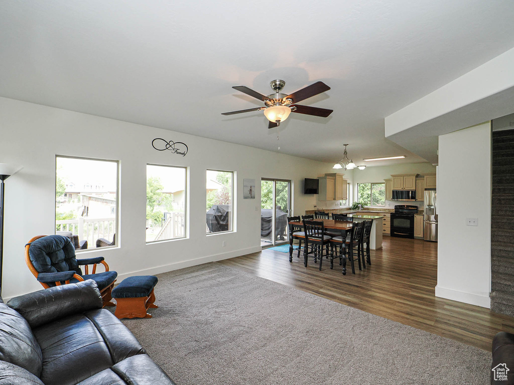373 N WILLOW HAVEN AVE Lehi, UT 84043