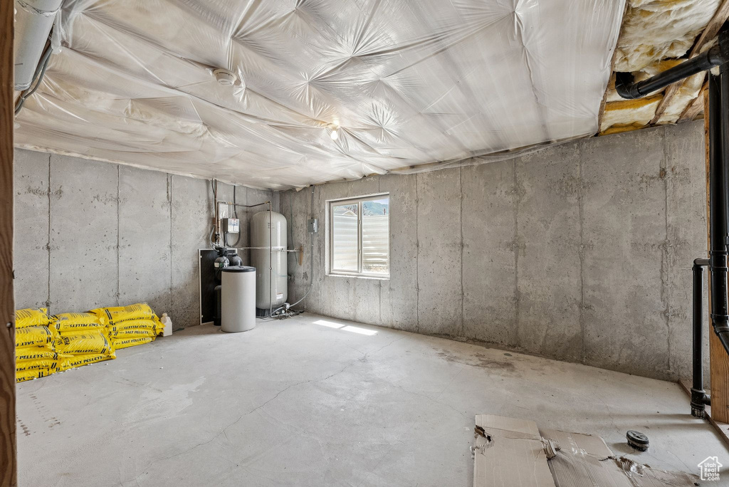 1884 E SHEPARD LN Lake Point, UT 84074
