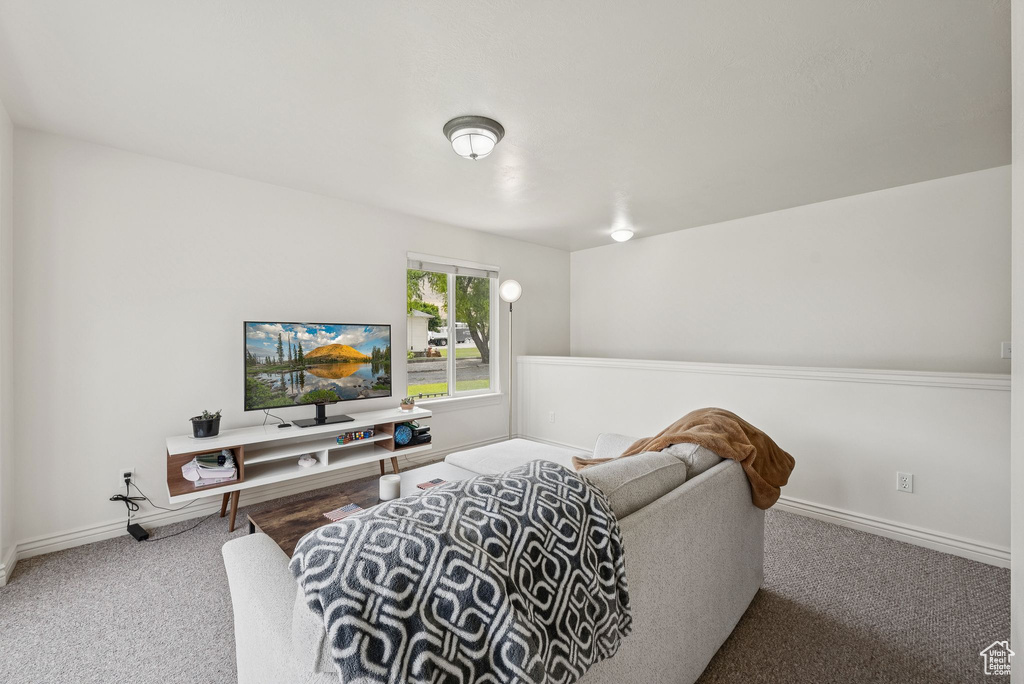 1884 E SHEPARD LN Lake Point, UT 84074
