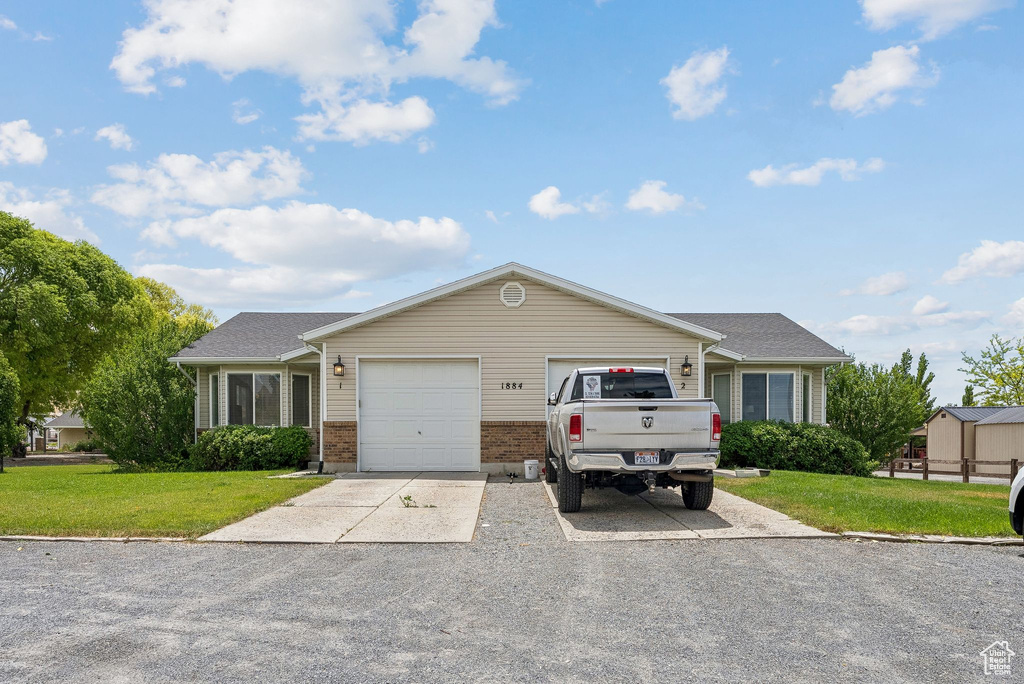 1884 E SHEPARD LN Lake Point, UT 84074