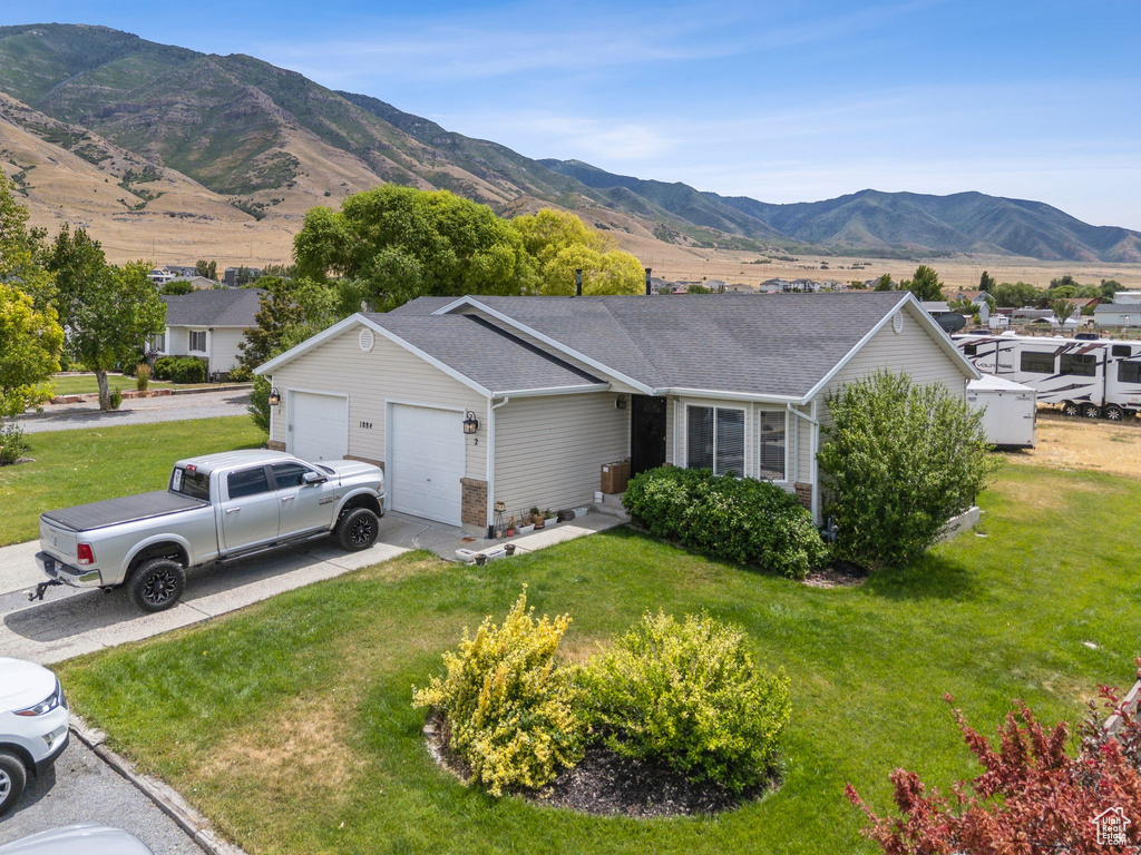 1884 E SHEPARD LN Lake Point, UT 84074