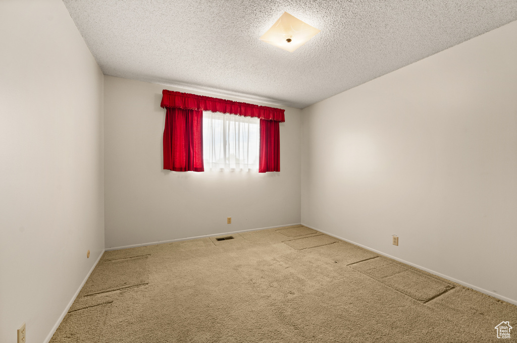 3385 W MEADOWBROOK DR West Valley City, UT 84119