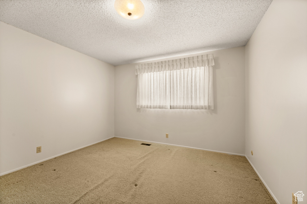 3385 W MEADOWBROOK DR West Valley City, UT 84119