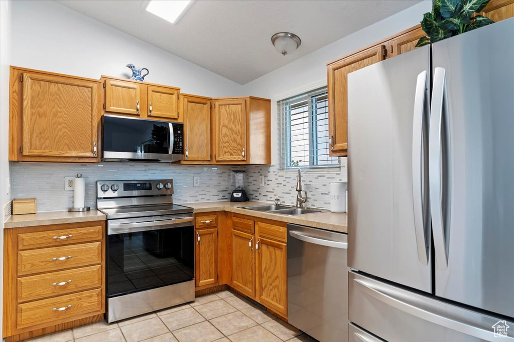 771 N 1725 W Clinton, UT 84015