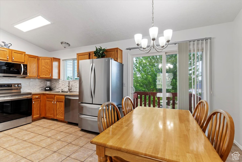 771 N 1725 W Clinton, UT 84015